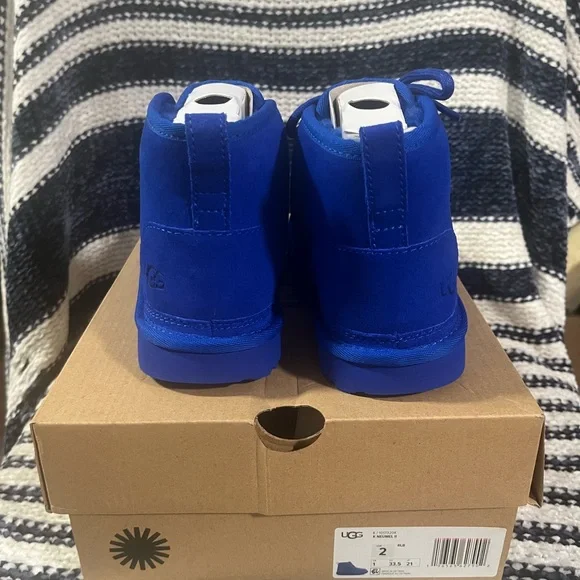 UGG Kids Vibrant Blue Boots UGG Big Kids Neumel II Regal  display picture 1